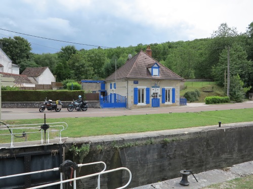Le canal du Bourgogne